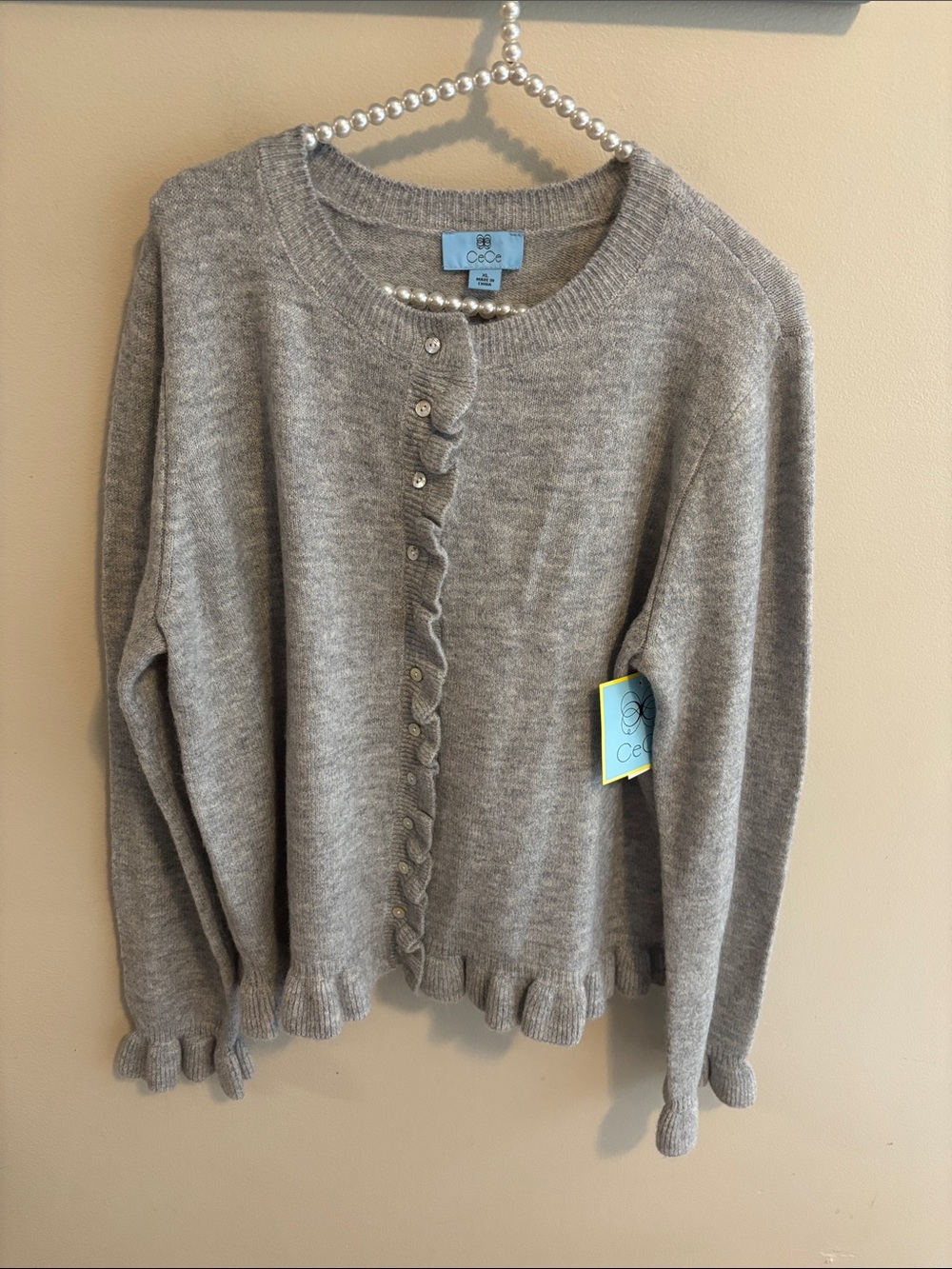 NEW CeCe Women’s Heather Gray Ruffle Edge Cardigan Sweater Size XL Soft knit